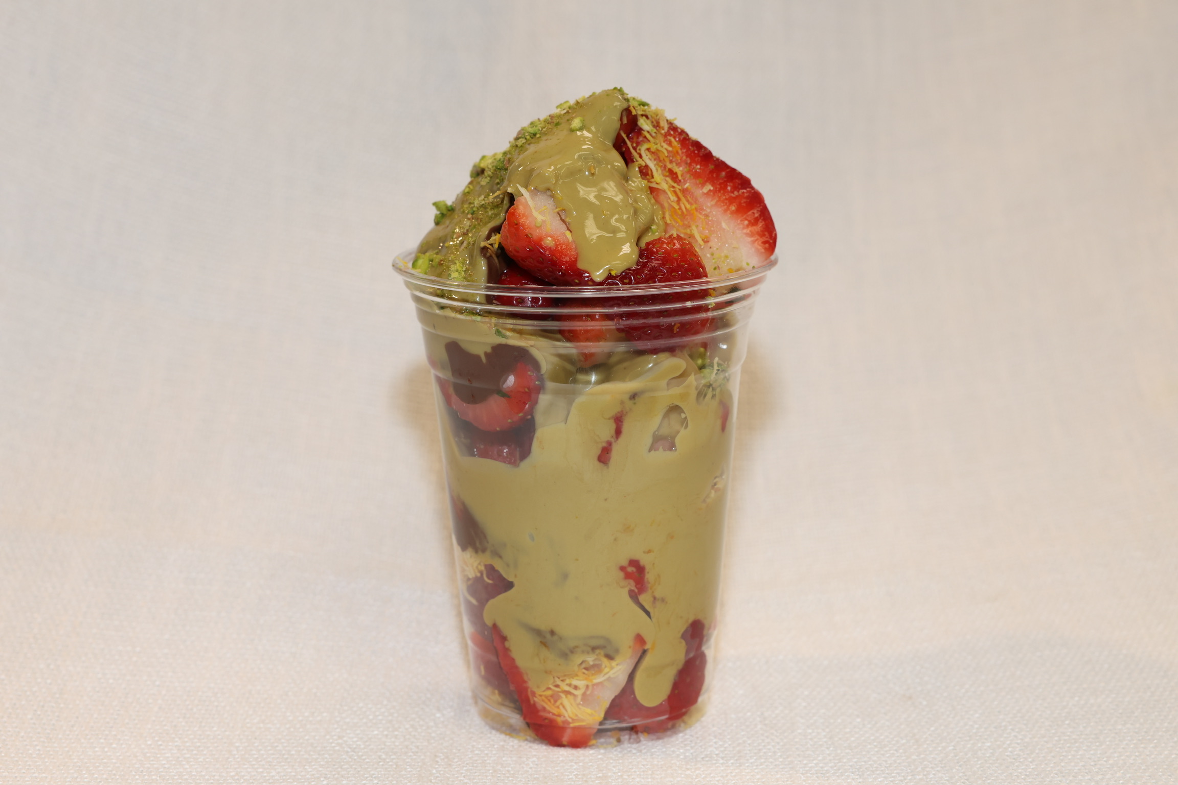Dubai Chocolate Strawberry Cup